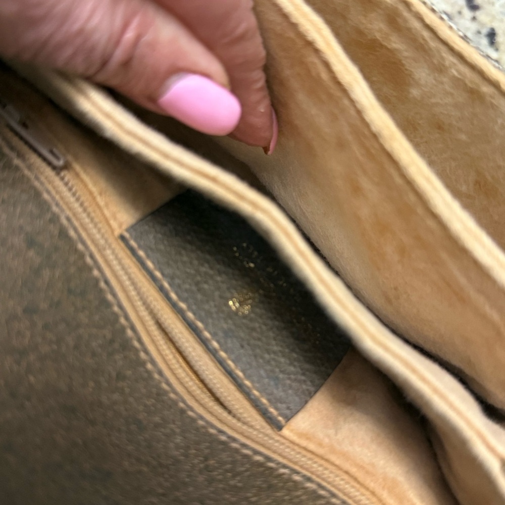 Authentic Crossbody/Shoulder Bag Gucci. - Picture 17 of 17